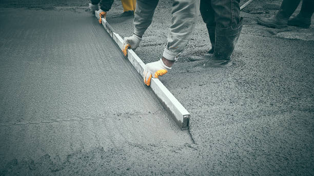 Best Driveway Concrete Repair  in Horicon, WI